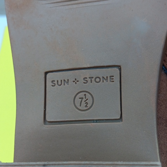 SUN STONE  Women's Tan Ankle Boot - 7.5 - Picture 9 of 9